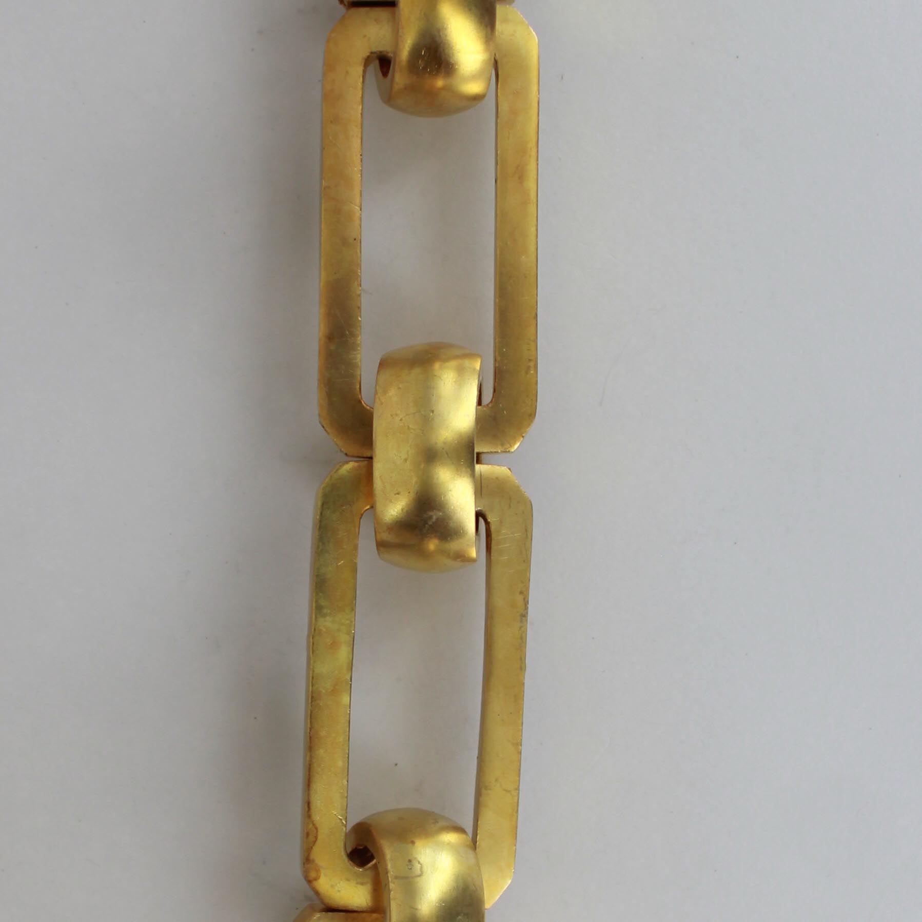 UNFINISHED BRASS HAND MADE RECTANGULAR SHAPE CHAIN WITH ROUND JOINING LINKS